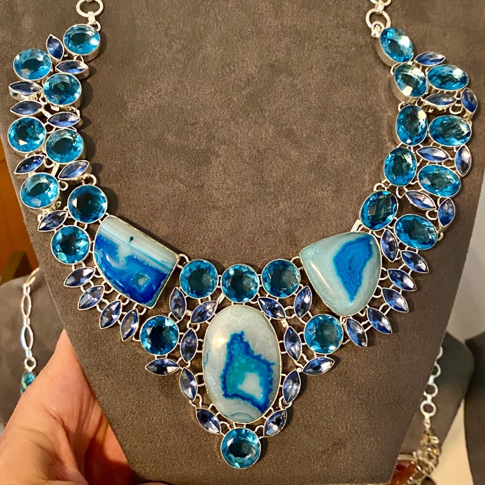 Sterling Silver Blue Topaz & Agate Collar Necklace * NEW *